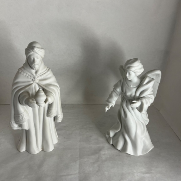 Vintage Avon Nativity Collectibles Porcelain Figurine Set 1980's - Picture 14 of 15